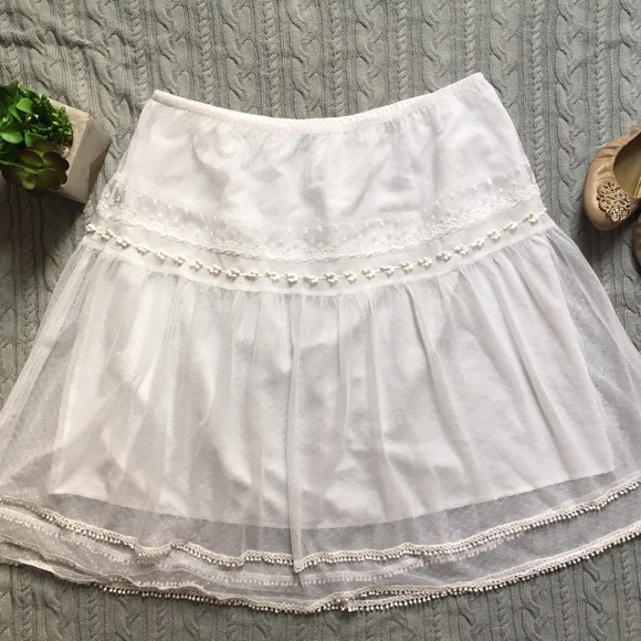 Dresses & Skirts - White Tulle Skirt with Tassels
